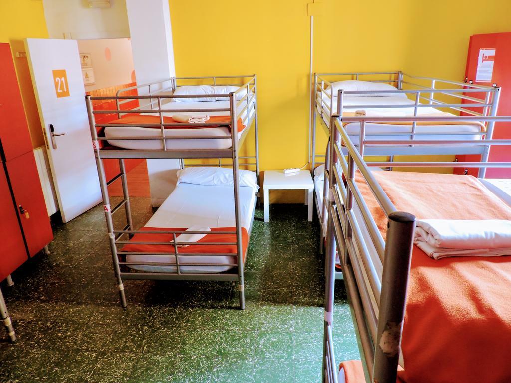 Feetup Home Backpackers Valencia Kültér fotó